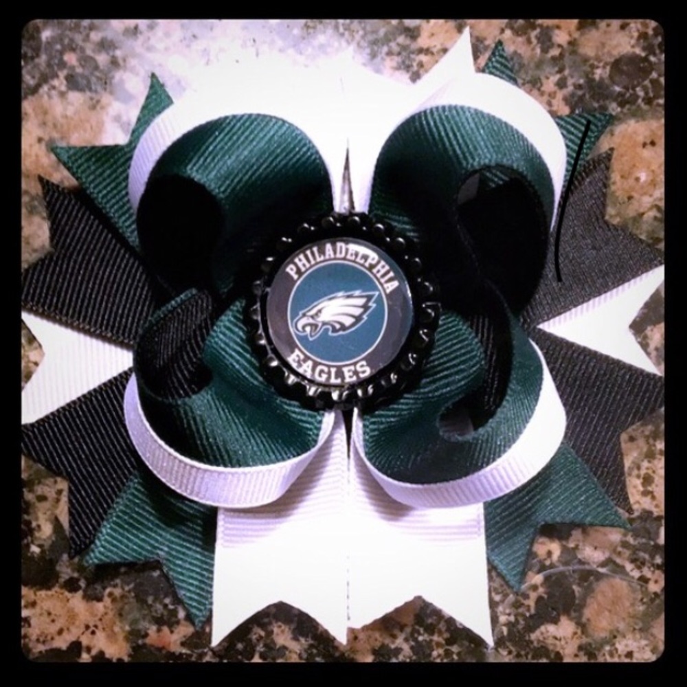 Eagles bow for @lindsey__h